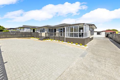 Photo of property in 185 Dawson Road, Clover Park, Auckland, 2023