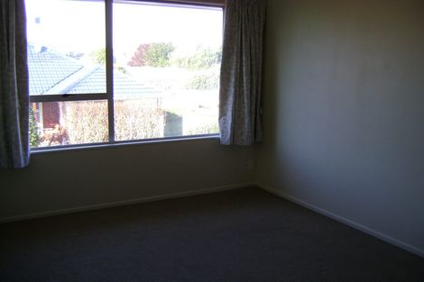 Photo of property in 22 Penwood Street, Russley, Christchurch, 8042