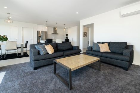 Photo of property in 77 Te Kio Crescent, Papamoa Beach, Papamoa, 3118