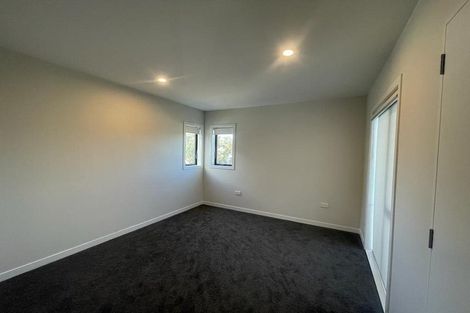 Photo of property in 2 Seaside Place, Pakuranga, Auckland, 2010