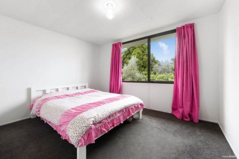 Photo of property in 2/342c Royal Road, Massey, Auckland, 0614