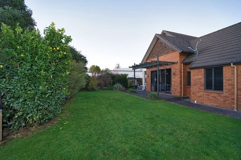 Photo of property in 62 Saint James Drive, Huntington, Hamilton, 3210