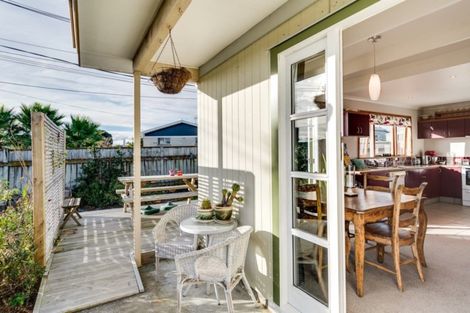 Photo of property in 1/474 Main North Road, Bay View, Napier, 4104