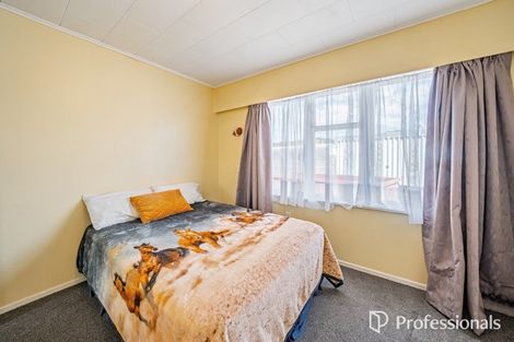 Photo of property in 12 Miles Crescent, Wainuiomata, Lower Hutt, 5014