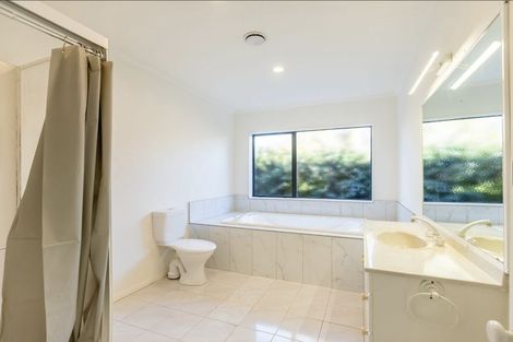 Photo of property in 8 Cedar Drive, Paraparaumu Beach, Paraparaumu, 5032