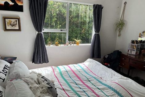 Photo of property in 10 Martin Grove, Normandale, Lower Hutt, 5010