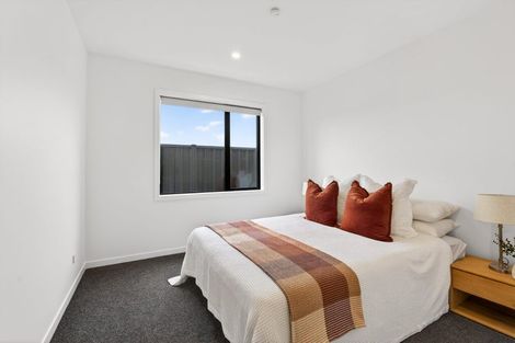 Photo of property in 7 Annie Aranui Drive, Poraiti, 4182