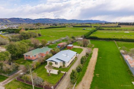 Photo of property in 60 Timaru Road, Waimate, 7924