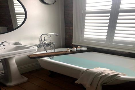 Photo of property in 2/207 Ponsonby Road, Ponsonby, Auckland, 1011