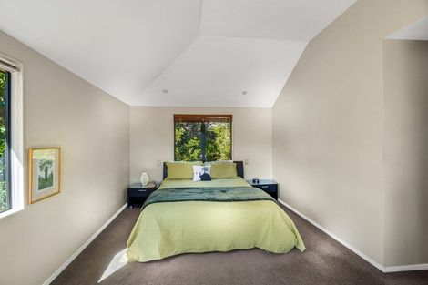 Photo of property in 2/63 Rawene Road, Birkenhead, Auckland, 0626
