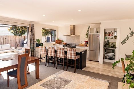Photo of property in 136 Golden Shore Place, Coromandel, 3506