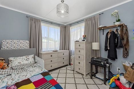 Photo of property in 8 Cricket Place, Melville, Hamilton, 3206