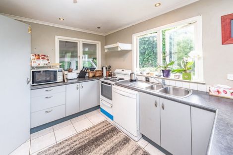 Photo of property in 2 Hillside Terrace, Saint Johns Hill, Whanganui, 4500