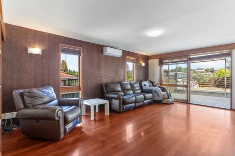 Photo of property in 15 Pooley Street, Pakuranga Heights, Auckland, 2010