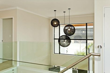 Photo of property in 6 Greenlink Rise, Long Bay, Auckland, 0630