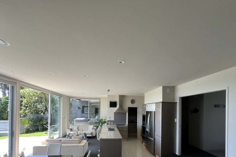 Photo of property in 34 Holcombrooke Lane, Welcome Bay, Tauranga, 3175