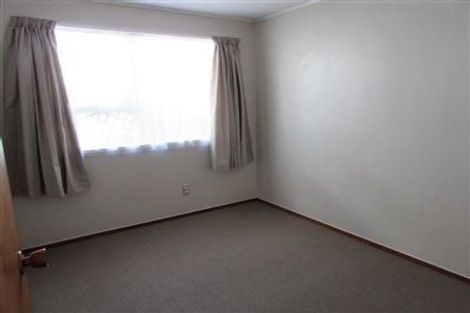 Photo of property in 4 Ballial Place, West Harbour, Auckland, 0618