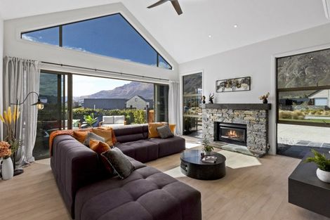 Photo of property in 1 Afton Lane, Jacks Point, Queenstown, 9371