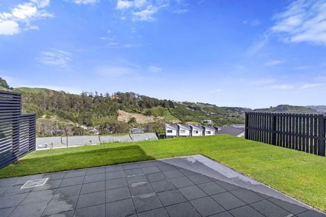 Photo of property in 34 Turtleback Avenue, Whitby, 5024