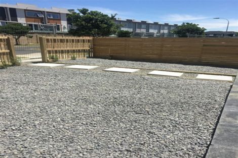 Photo of property in 2 Meritage Lane, Te Atatu South, Auckland, 0610