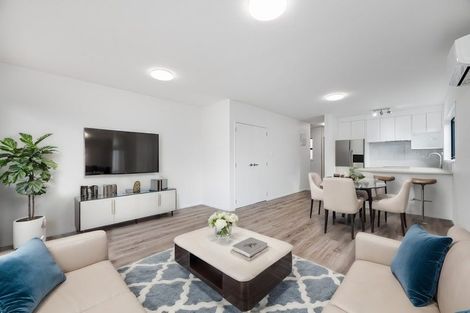 Photo of property in 4/43b Waimumu Road, Massey, Auckland, 0614