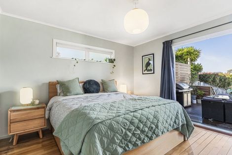 Photo of property in 10 Patons Road, Howick, Auckland, 2014