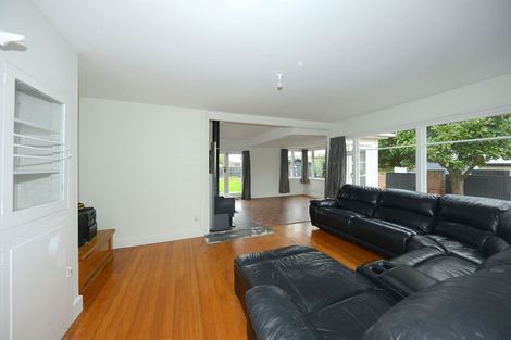 Photo of property in 77 Ayers Street, Rangiora, 7400