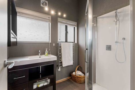 Photo of property in 10 Vista Paku, Pauanui, Hikuai, 3579