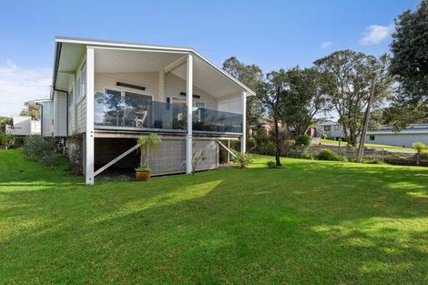 Photo of property in 1/21 Marie Avenue, Red Beach, 0932