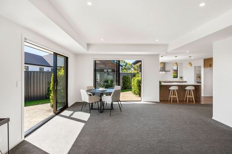 Photo of property in 12 Mellay Mews, Mosgiel, 9024
