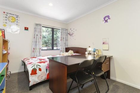 Photo of property in 4f Shaw Road, Oratia, Auckland, 0604