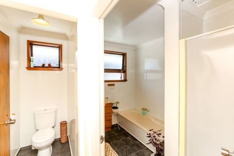 Photo of property in 37 Northgate, Strandon, New Plymouth, 4312