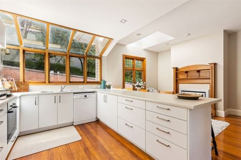 Photo of property in 18 Merlewood Avenue, Cashmere, Christchurch, 8022