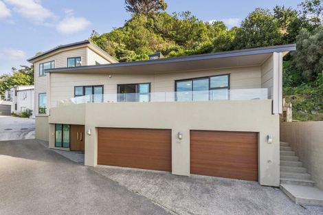Photo of property in 216b Sutherland Road, Lyall Bay, Wellington, 6022