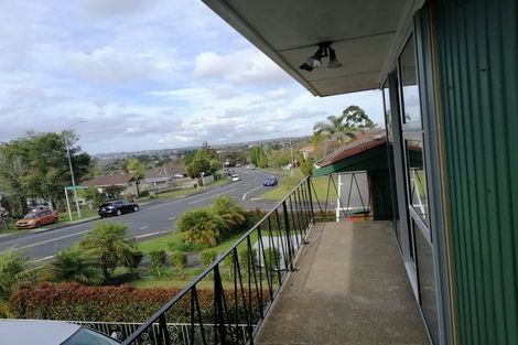 Photo of property in 2/3 Butterworth Drive, Glendene, Auckland, 0602