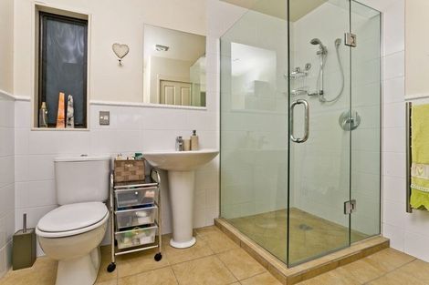 Photo of property in 13/7 The Avenue, Albany, Auckland, 0632