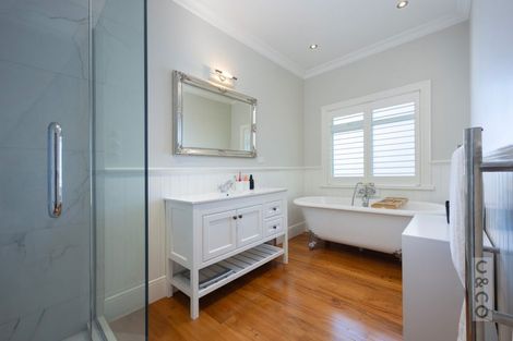 Photo of property in 39 Albert Street, Riverhead, 0820