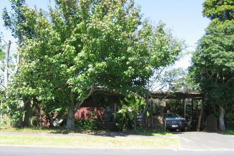 Photo of property in 100 Carlisle Road, Browns Bay, Auckland, 0632