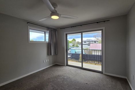 Photo of property in 2/3 Esher Place, Saint Martins, Christchurch, 8022