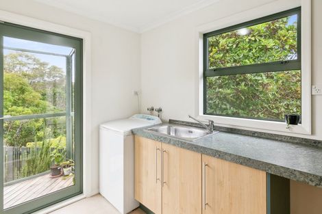 Photo of property in 8 Saint Johns Terrace, Tawa, Wellington, 5028
