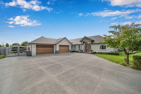 Photo of property in 8 Rotherham Drive, West Melton, 7618