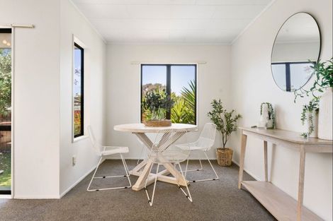 Photo of property in 15 Monowai Street, Mount Maunganui, 3116