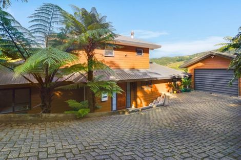 Photo of property in 6 Ridge Road, Lake Okareka, Rotorua, 3076