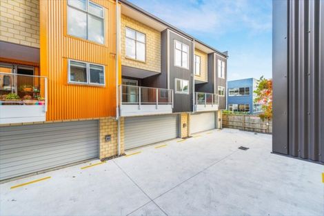 Photo of property in 9/7 Vialou Street, Hamilton Central, Hamilton, 3204