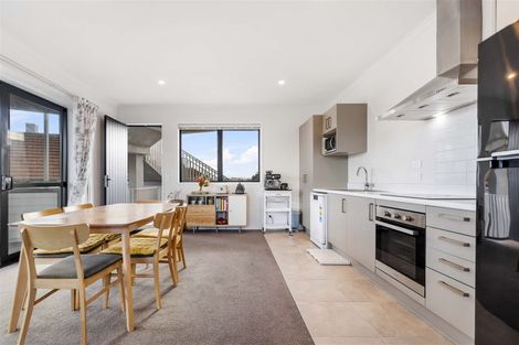 Photo of property in 260 Hobsonville Point Road, Hobsonville, Auckland, 0616