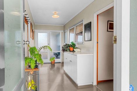 Photo of property in 381 State Highway 1, Otaika, Whangarei, 0178