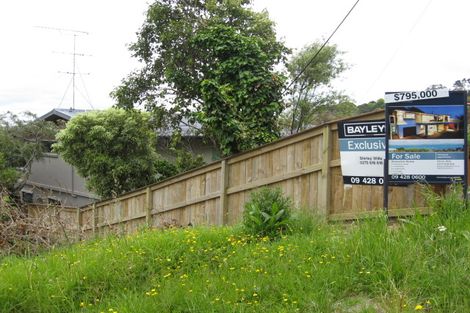 Photo of property in 1080 Whangaparaoa Road, Tindalls Beach, Whangaparaoa, 0930