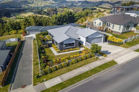 Photo of property in 146 Endeavour Drive, Whitby, Porirua, 5024
