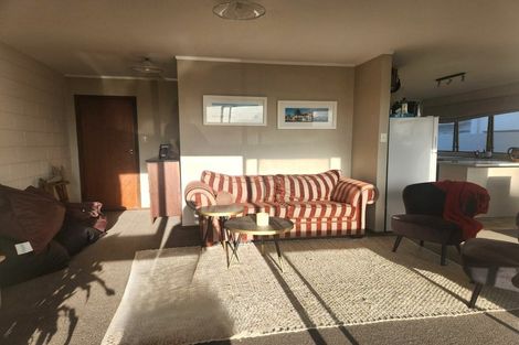 Photo of property in 90b Marine Parade, Mount Maunganui, 3116