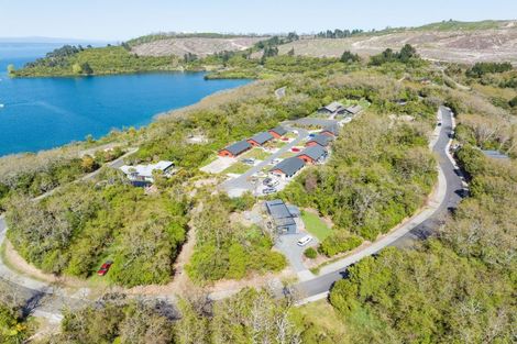 Photo of property in 9 Parawera Drive, Acacia Bay, Taupo, 3330